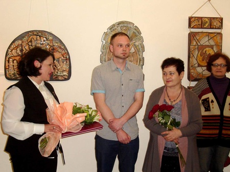 Зліва направо другий - О. Сопільняк і Т.Сопільняк