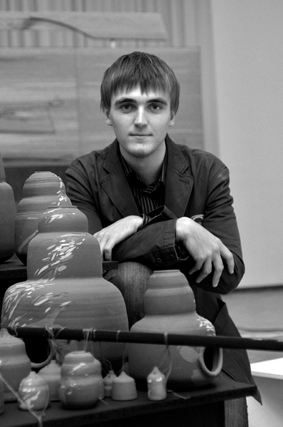 Дмитро Білокінь і його керамічні витвори.